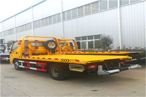 新街口附近拖车救援搭电